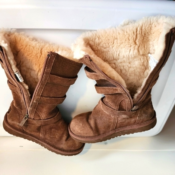 UGG Maddi II boots Size 1 - Picture 8 of 10